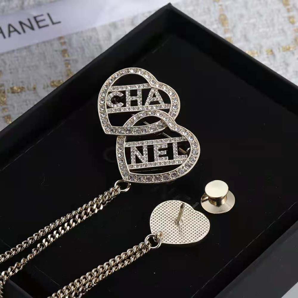 Chanel Women Brooch in Metal & Strass (4)