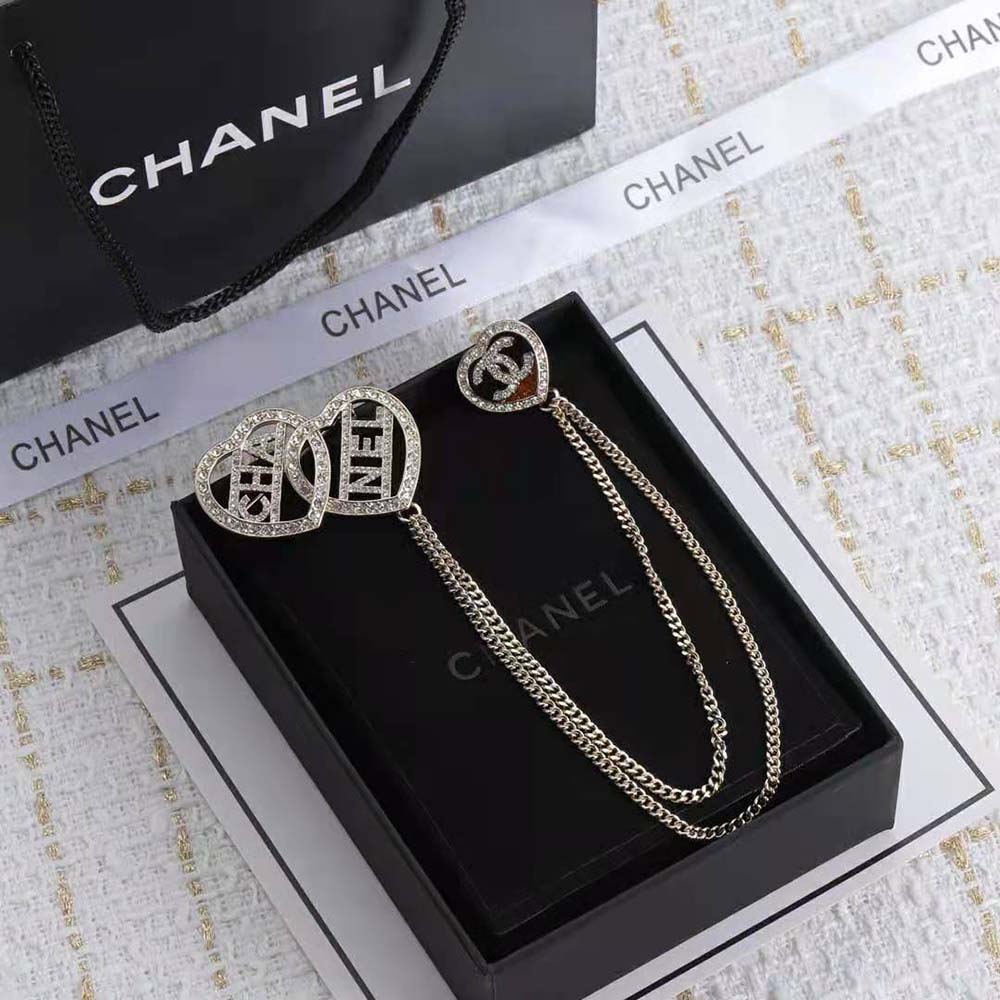 Chanel Women Brooch in Metal & Strass (6)