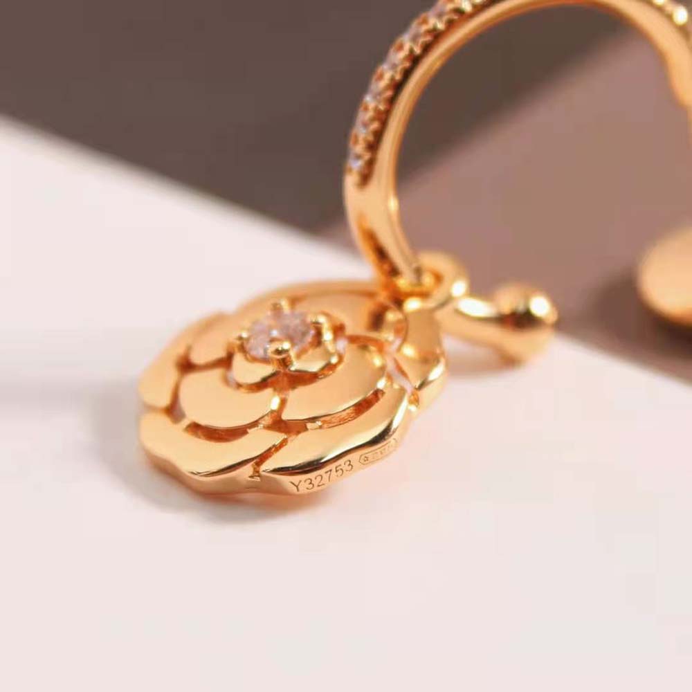 Chanel Women Extrait De Camélia Earrings in 18K Pink Gold (4)