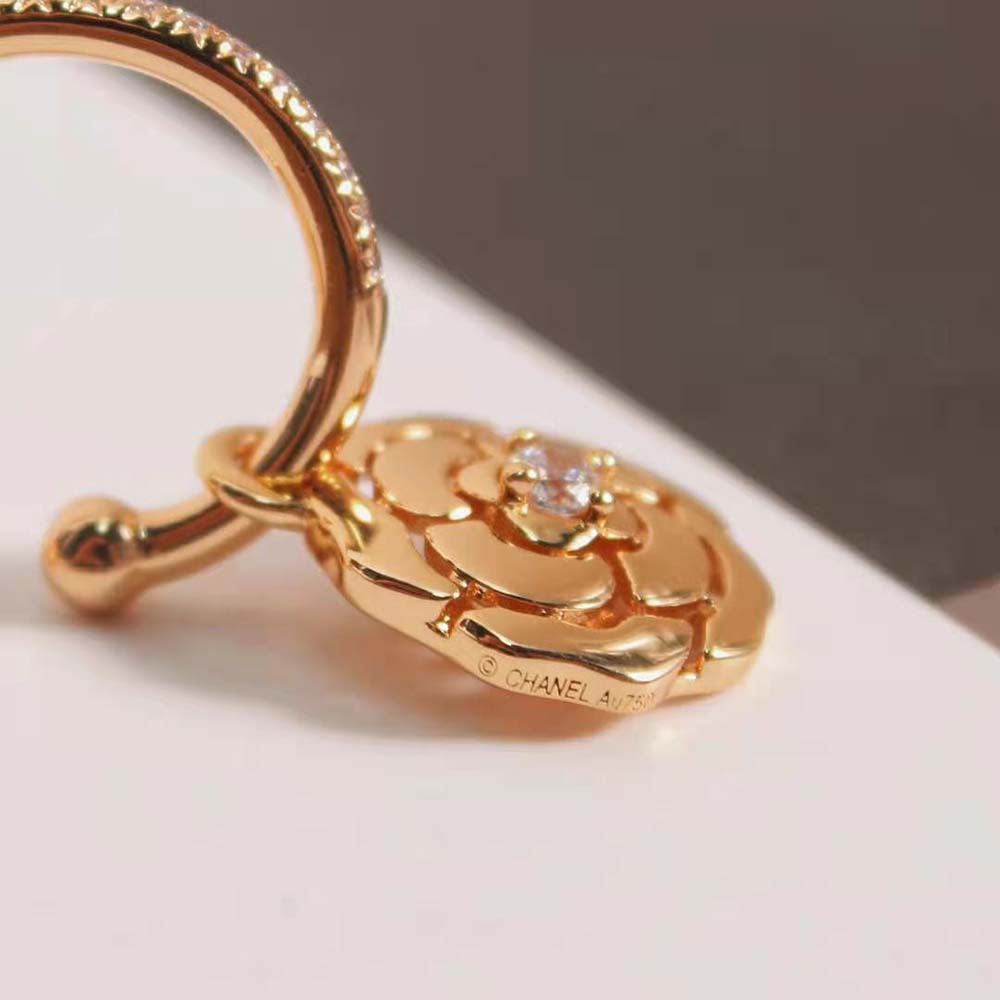 Chanel Women Extrait De Camélia Earrings in 18K Pink Gold (5)