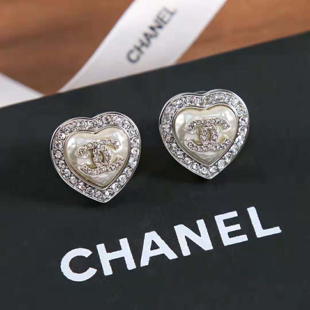 Chanel Women Stud Earrings in Metal & Strass-White (5)