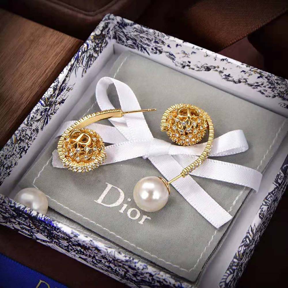 Dior Women Dior Tribales Earrings Gold-Finish Metal with White Resin Pearls and Silver-Tone Crystals (2)