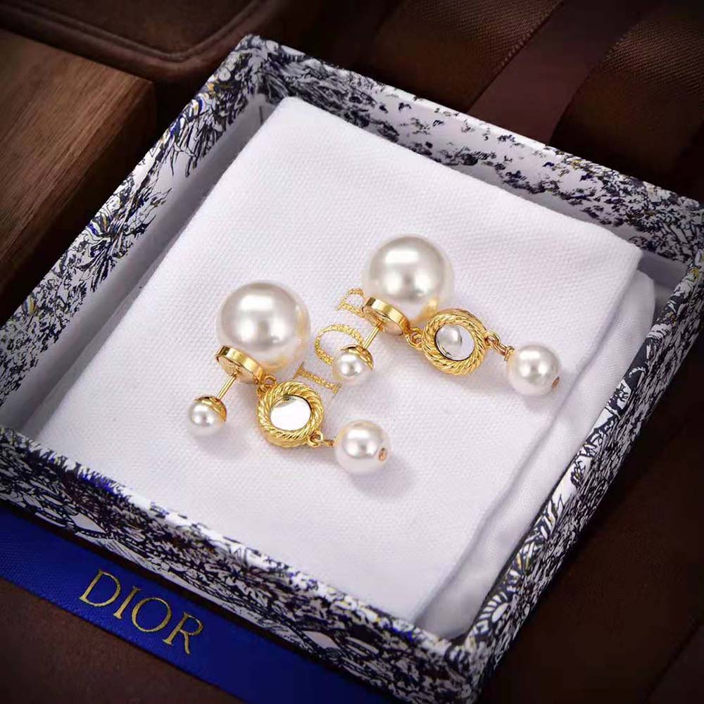 Dior Women Tribales Earring Gold-Finish Metal with White Resin Pearls and Mirrors (5)