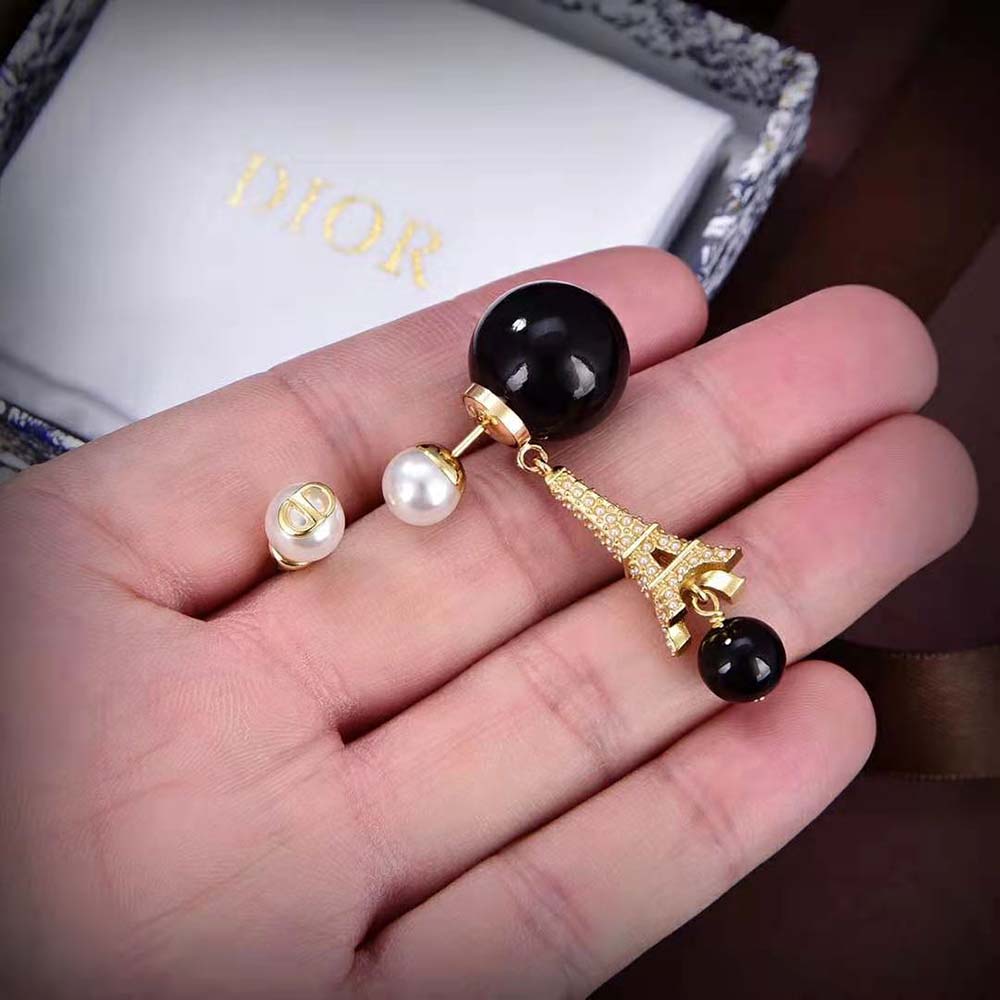 Dior Women Tribales Earrings Gold-Finish Metal with White and Black Resin Pearls (3)