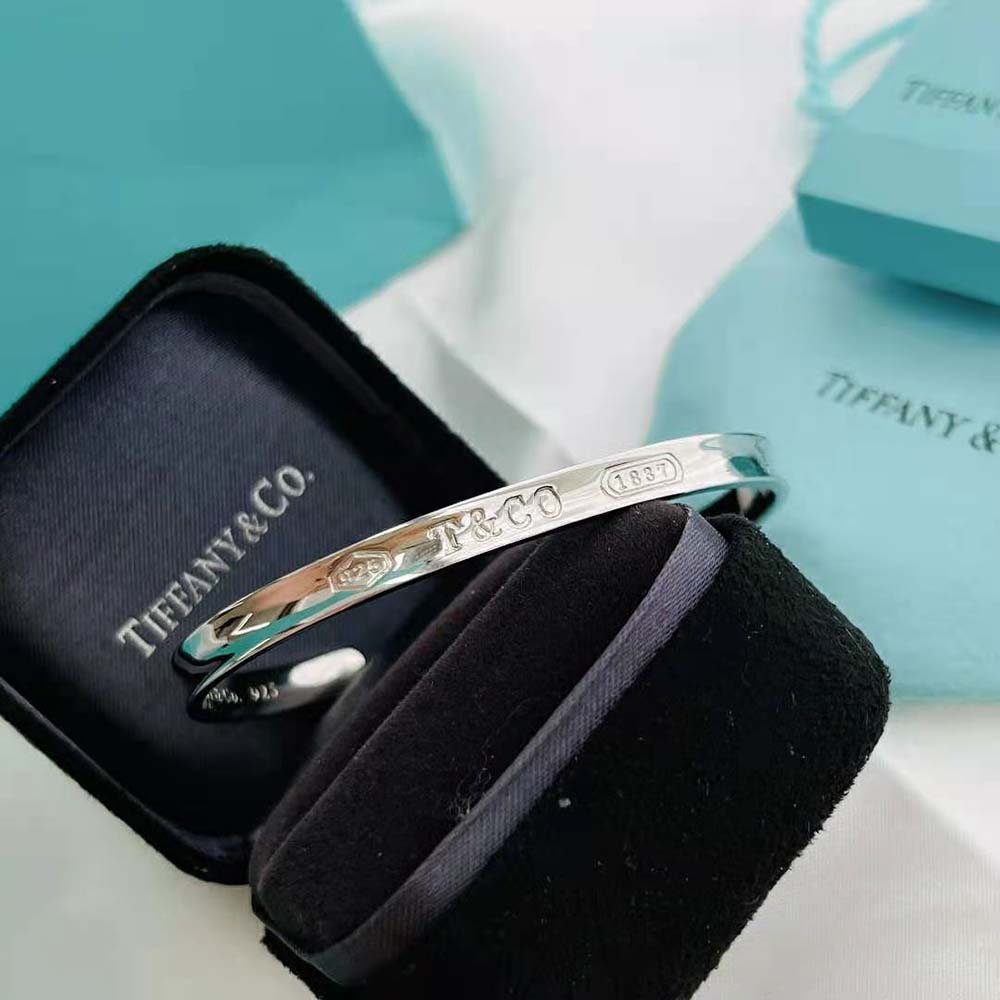 Tiffany 1837® Cuff in Silver Narrow (3)