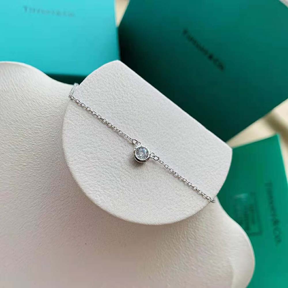 Tiffany Diamonds by the Yard® Single Diamond Pendant (5)