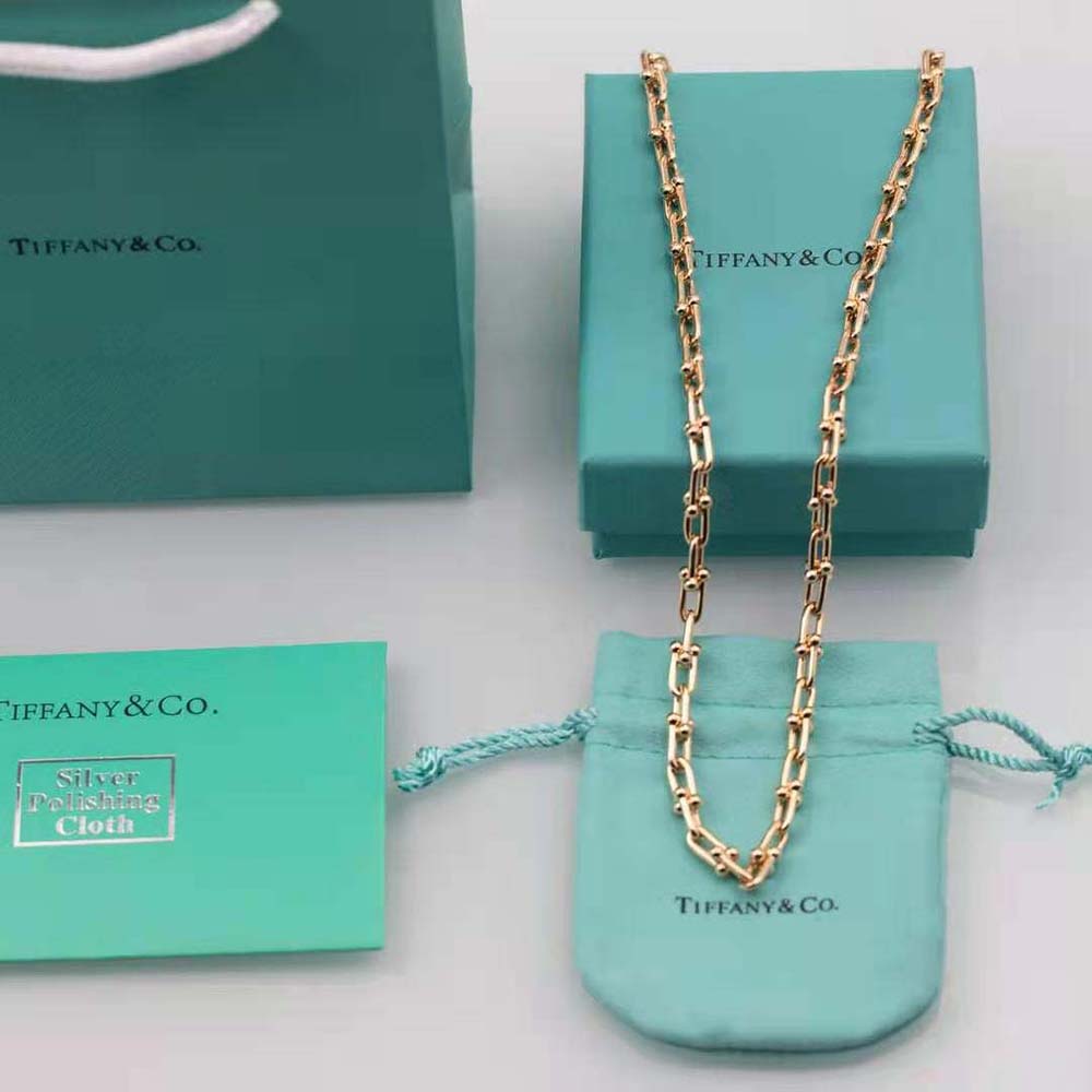Tiffany HardWear Bold Graduated Link Necklace in Yellow Gold (5)