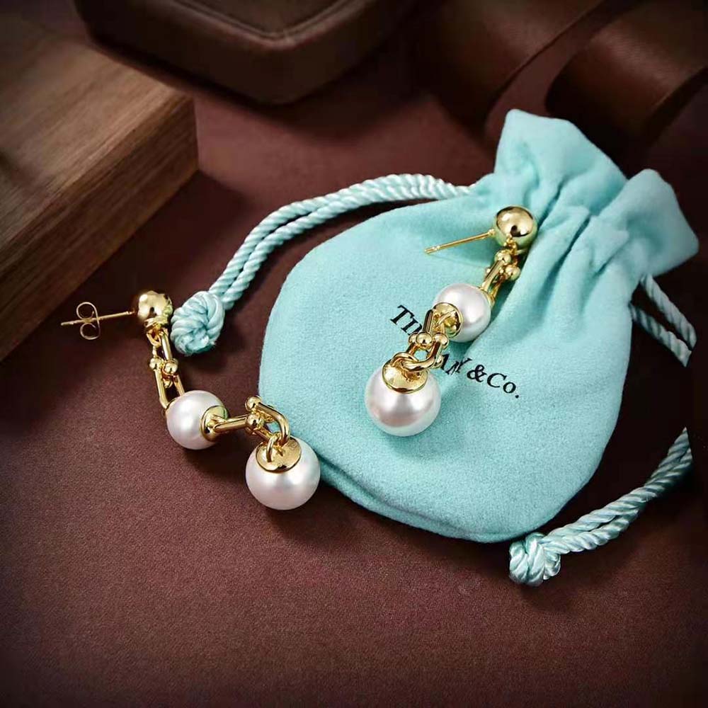 Tiffany HardWear Triple Drop Link Earrings in Yellow Gold with Freshwater Pearls (3)