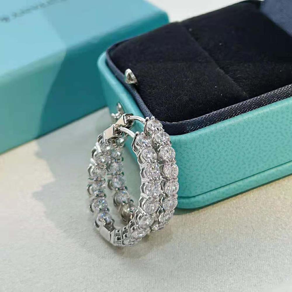 Tiffany Hoop Earrings in Platinum with Round Brilliant Diamonds (3)