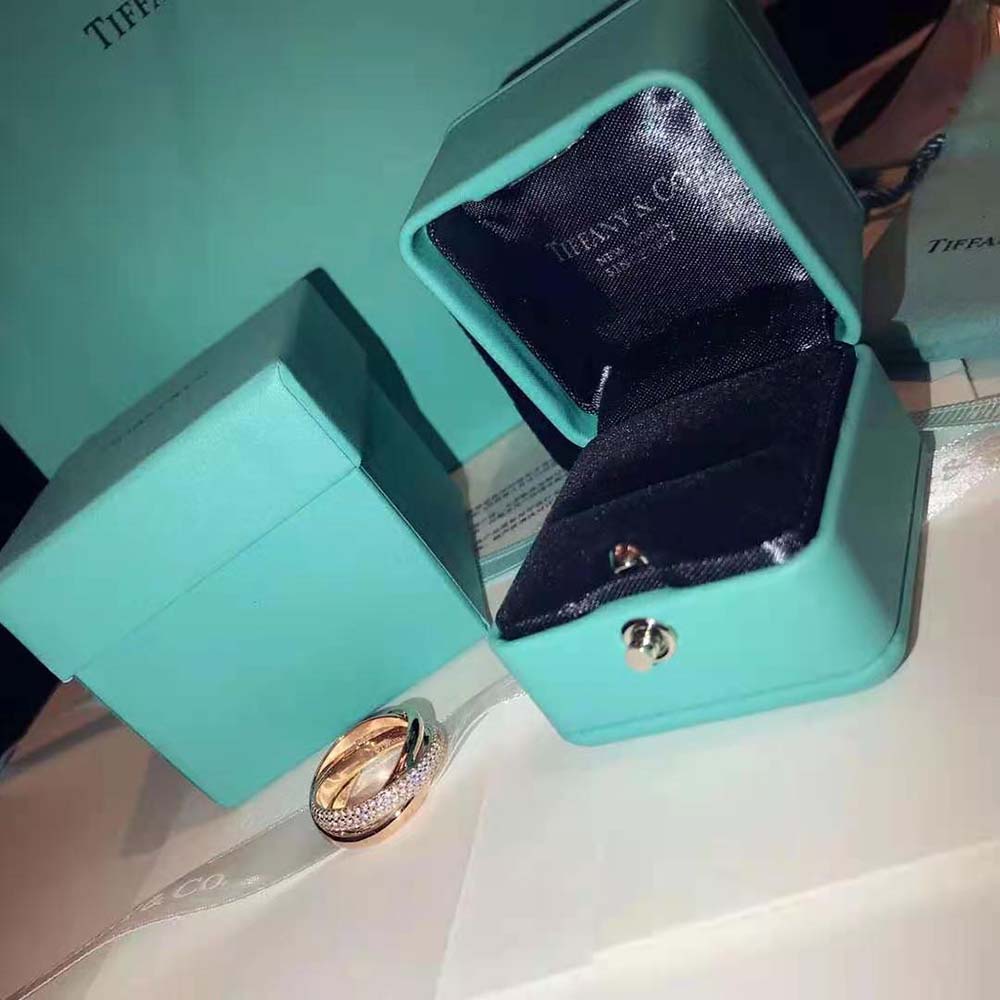 Tiffany Paloma’s Melody Ring in 18k Rose Gold (2)