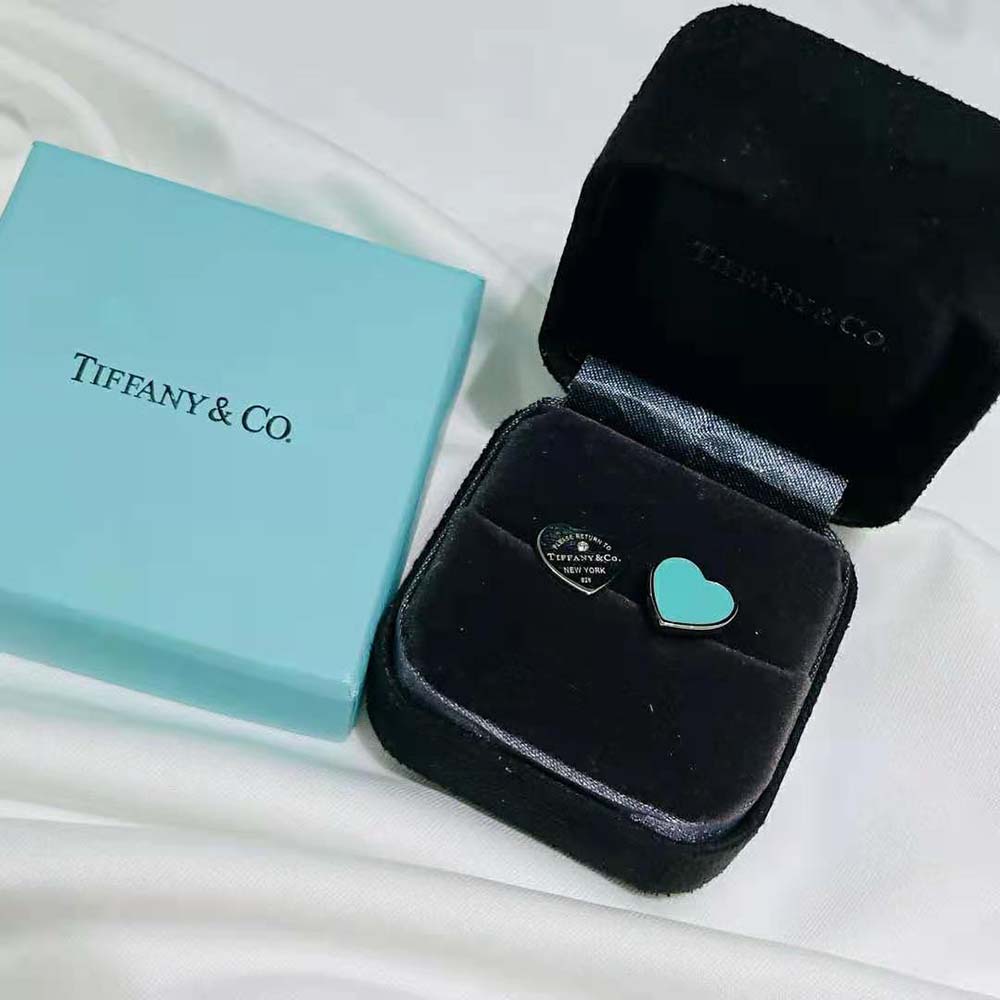 Tiffany Return to Tiffany® Earrings in Silver with Tiffany Blue® and a Diamond (3)