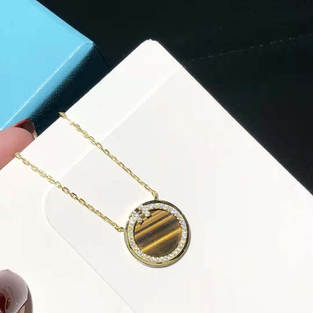 Tiffany T Diamond and Tiger’s Eye Circle Pendant in 18k Gold (2)