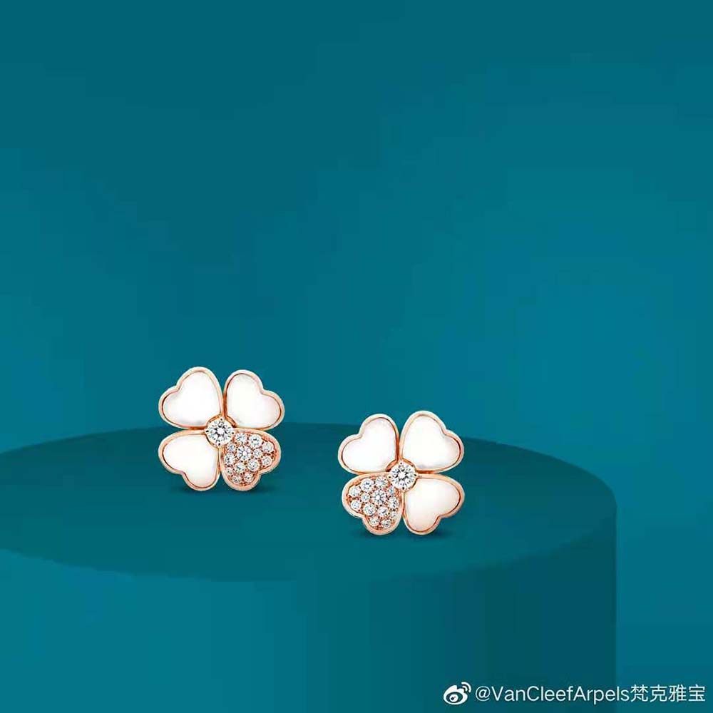 Van Cleef & Arpels Lady Cosmos Earrings Small Model in 18K Rose Gold (3)