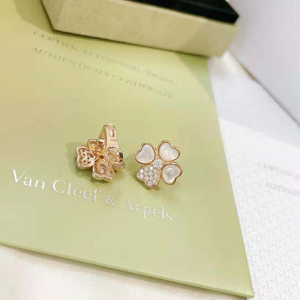 Van Cleef & Arpels Lady Cosmos Earrings Small Model in 18K Rose Gold (5)
