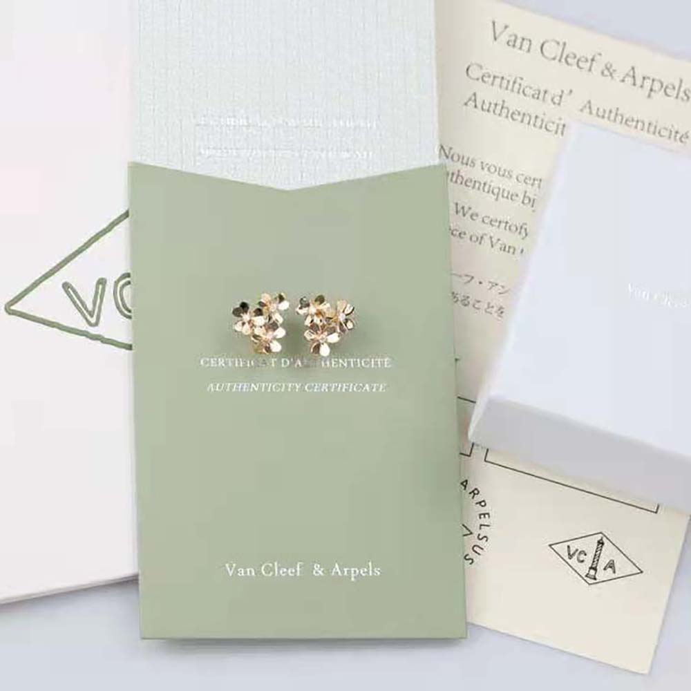 Van Cleef & Arpels Lady Frivole Earrings 3 Flowers Mini Model in 18K Yellow Gold (2)