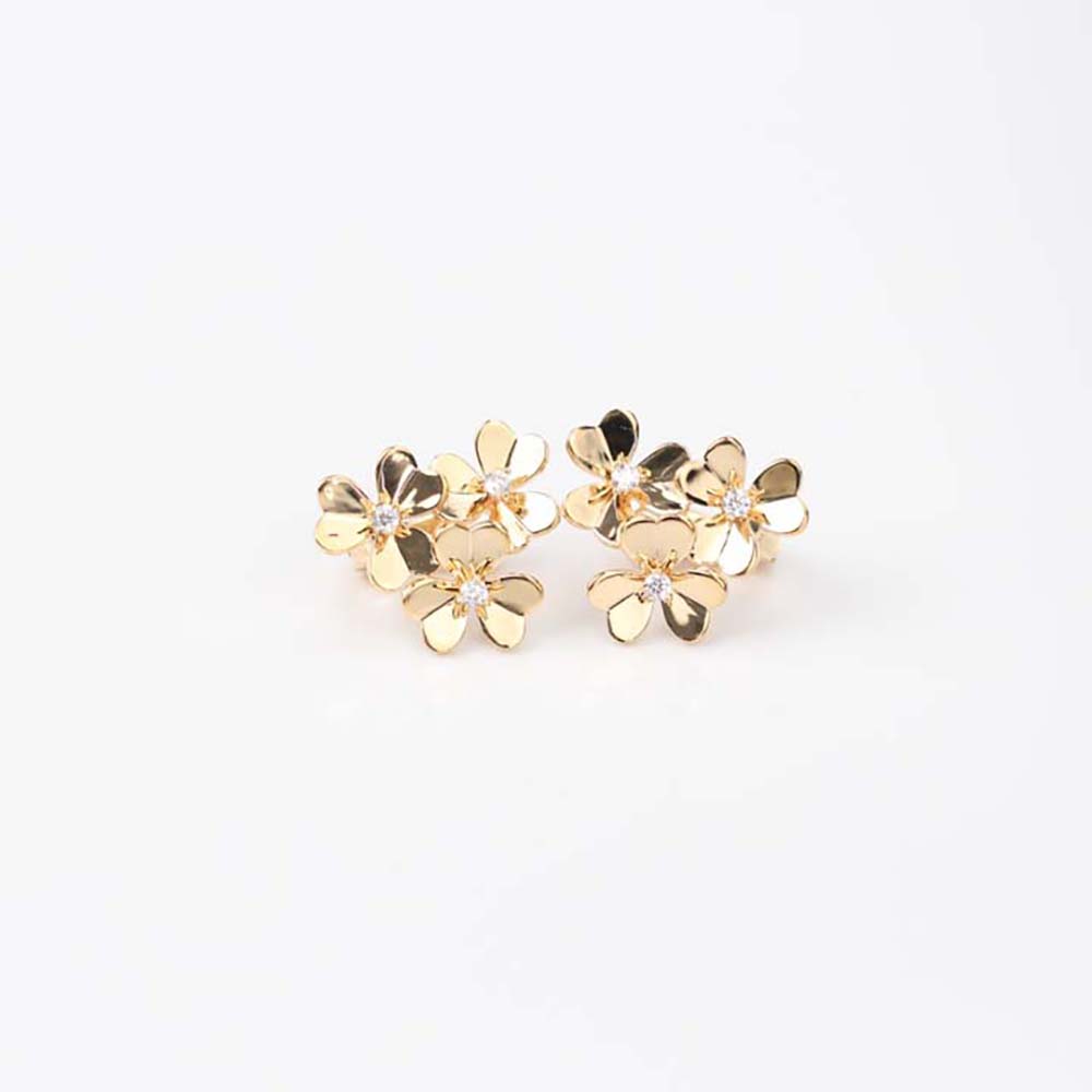 Van Cleef & Arpels Lady Frivole Earrings 3 Flowers Mini Model in 18K Yellow Gold (4)
