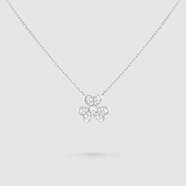 Van Cleef & Arpels Lady Frivole Pendant Mini Model in 18K White Gold (1)