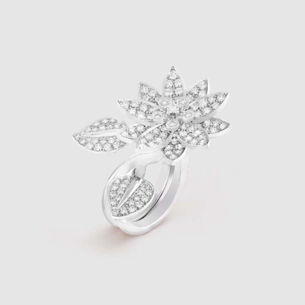 Van Cleef & Arpels Lady Lotus Between the Finger Ring™ in 18K White Gold (1)