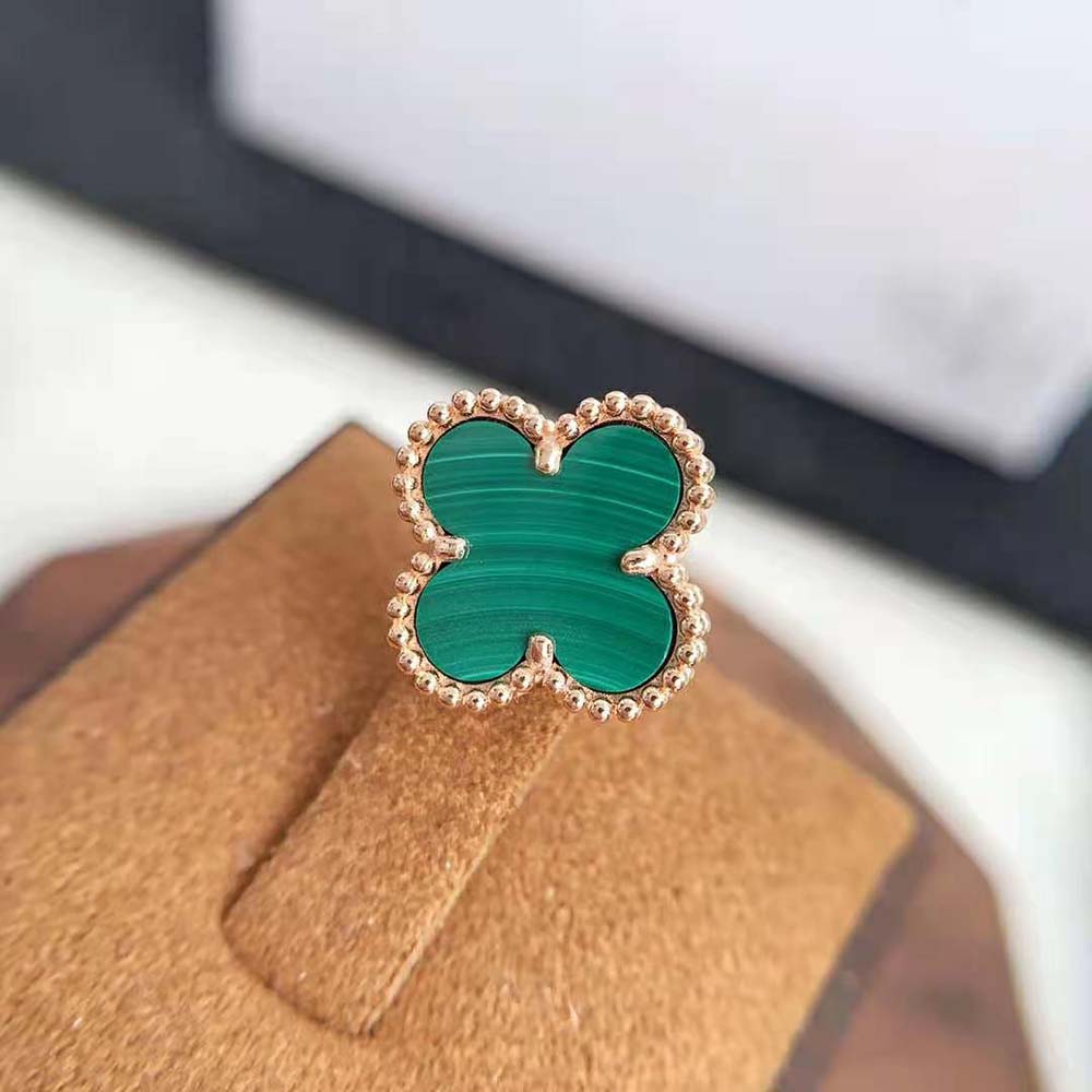 Van Cleef & Arpels Lady Magic Alhambra Earrings in 18K Yellow Gold-Green (7)