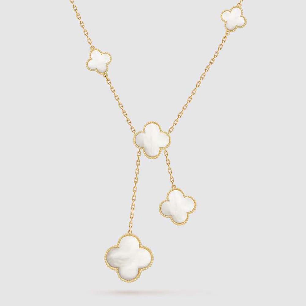Christmas Gift Guide: Top 10 Luxury Jewelry Pieces for Her