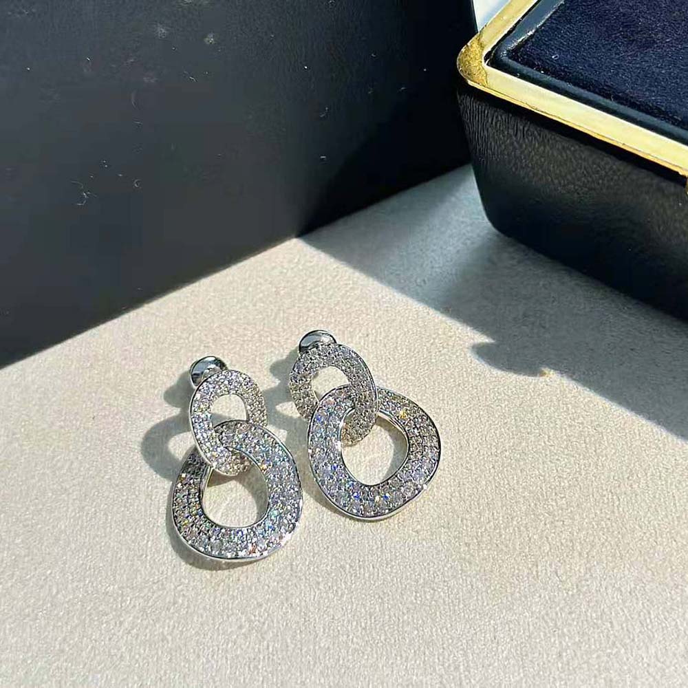 Van Cleef & Arpels Lady Olympia Earrings in 18K White Gold (2)