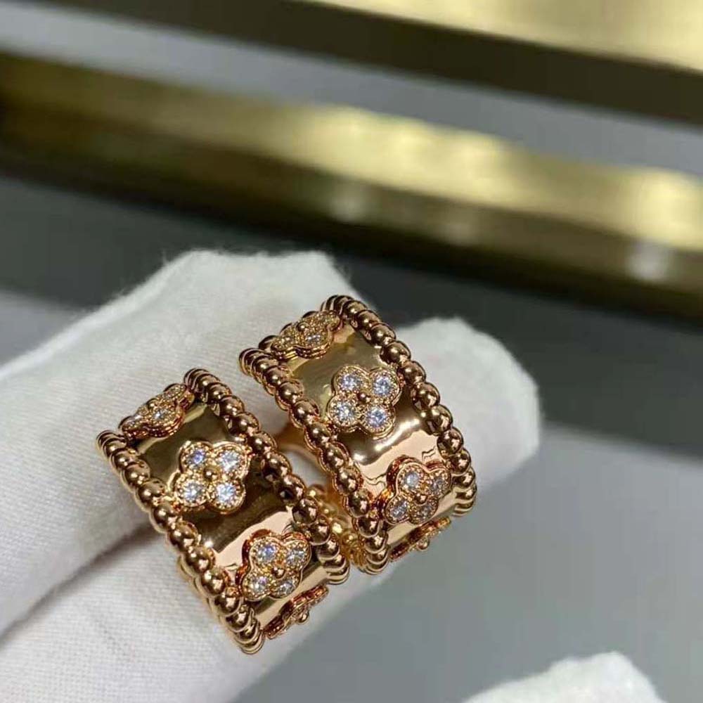 Van Cleef & Arpels Lady Perlée Clovers Hoop Earrings in 18K Rose Gold (2)