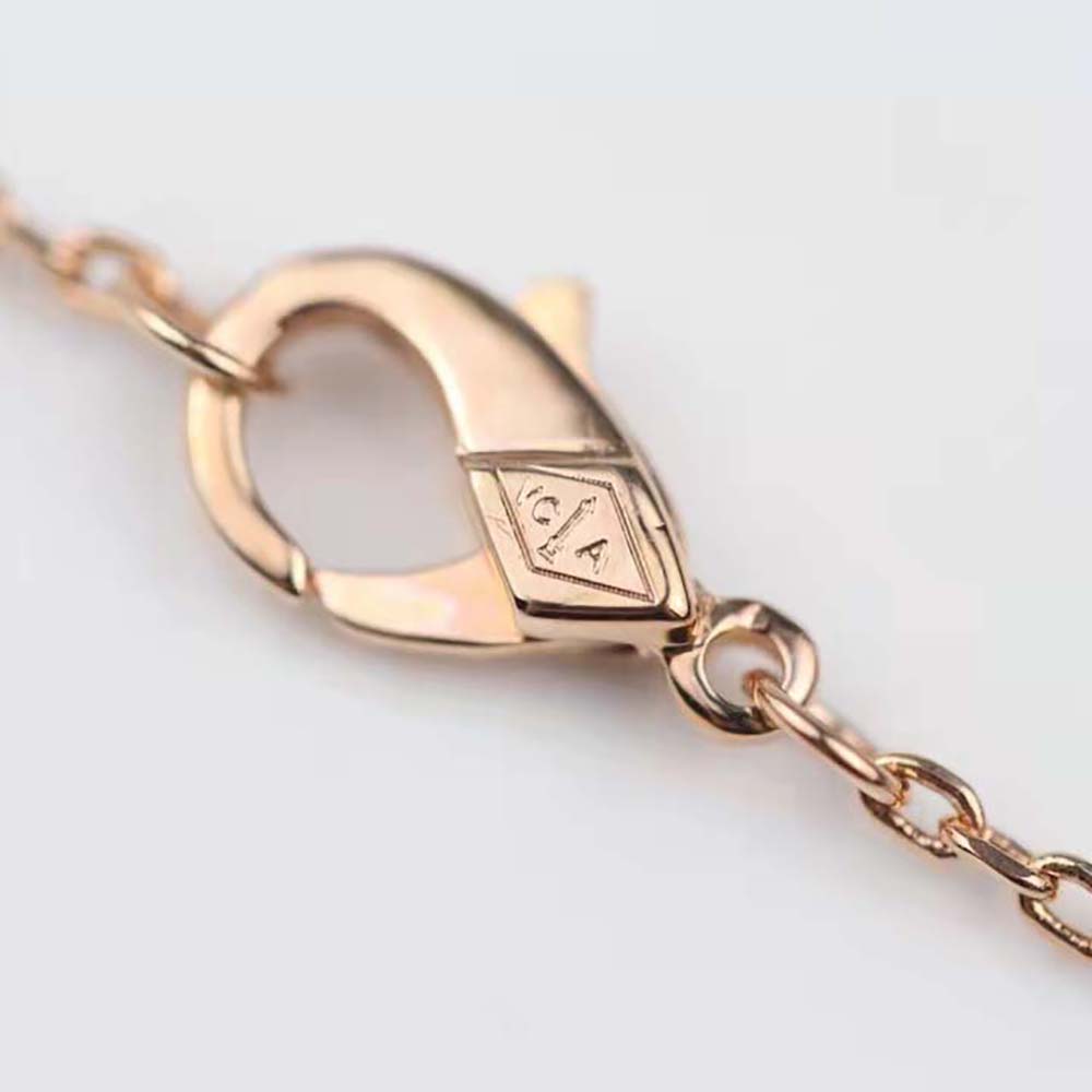 Van Cleef & Arpels Lady Perlée Diamonds Pendant™ in 18K Rose Gold (8)