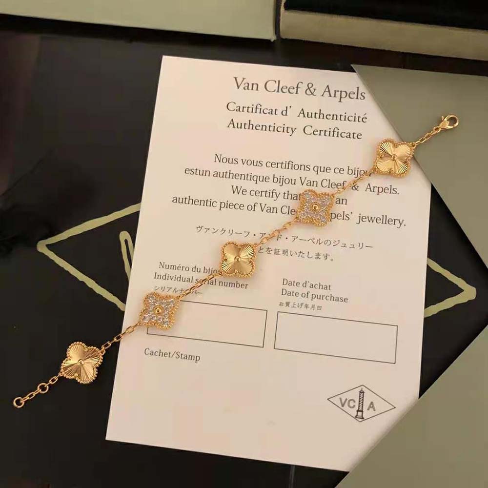 Van Cleef & Arpels Lady Vintage Alhambra Bracelet 5 Motifs in 18K Yellow Gold (9)