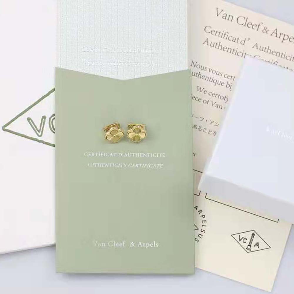 Van Cleef & Arpels Lady Vintage Alhambra Earrings in 18K Yellow Gold (3)
