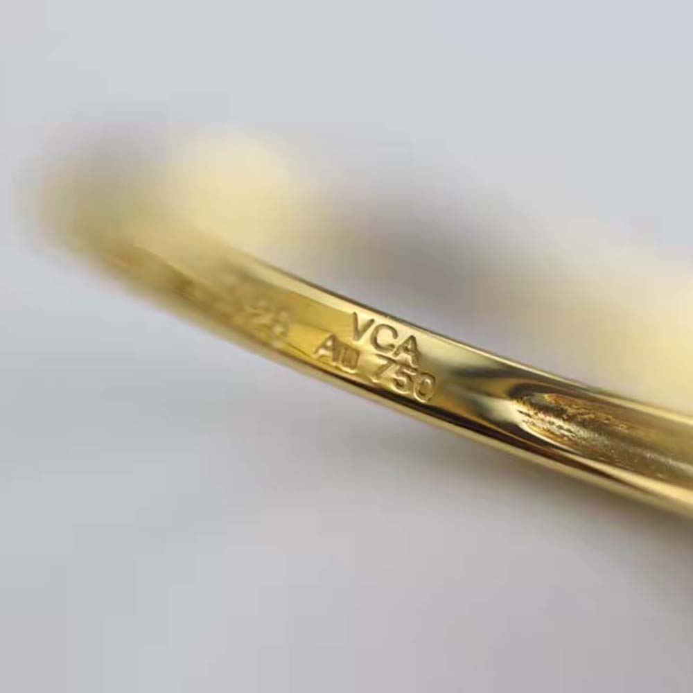Van Cleef & Arpels Lady Vintage Alhambra Ring in 18K Yellow Gold-White (7)
