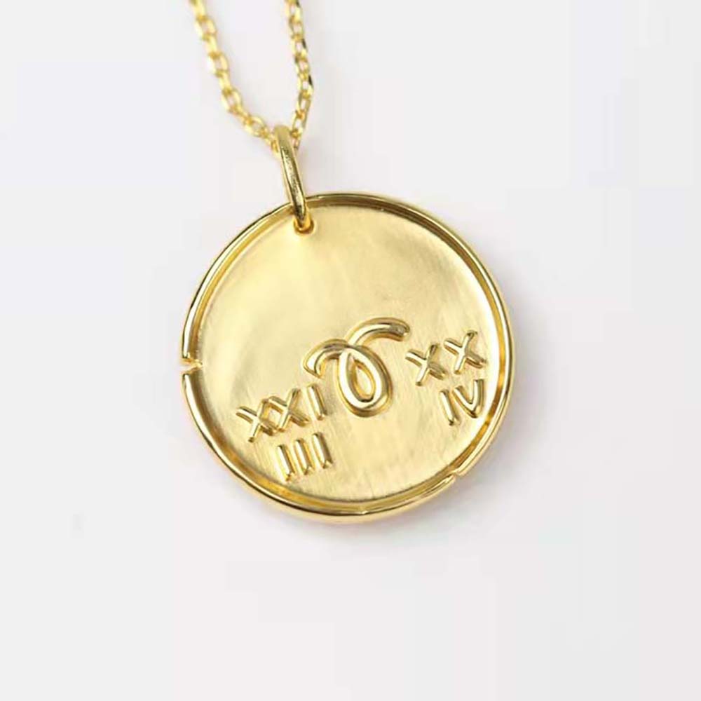 Van Cleef & Arpels Lady Zodiaque Medal Arietis in 18K Yellow Gold (6)