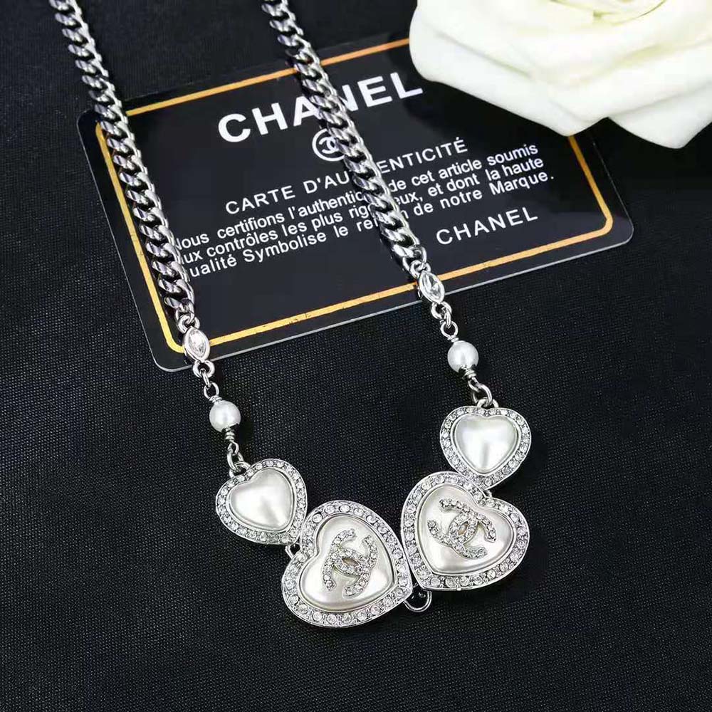 Chanel Women Choker in Metal Glass Pearls and Strass (4)