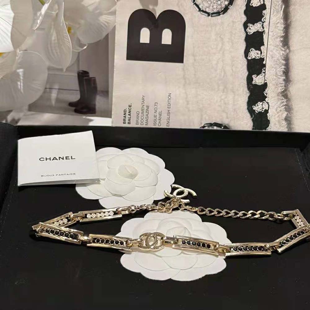Chanel Women Choker in Metal and Strass (10)
