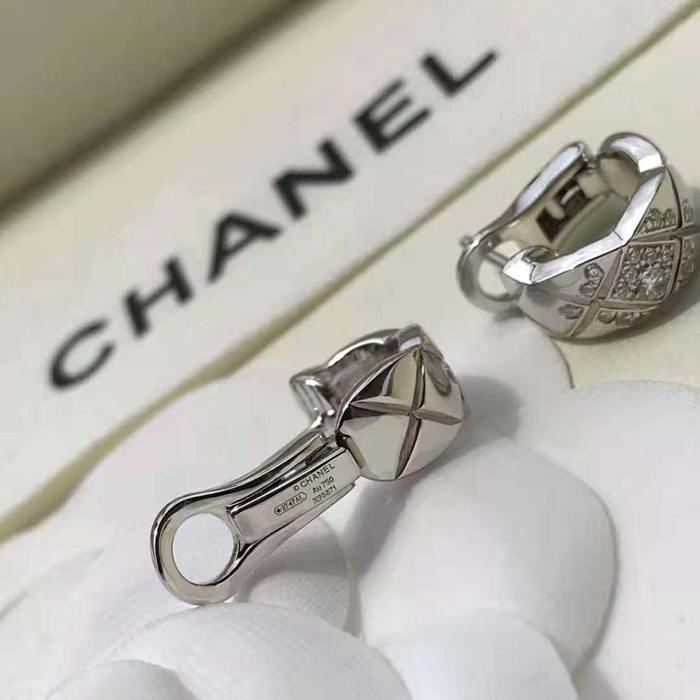 Chanel Women CoCo Crush Earrings in 18K White Gold (4)