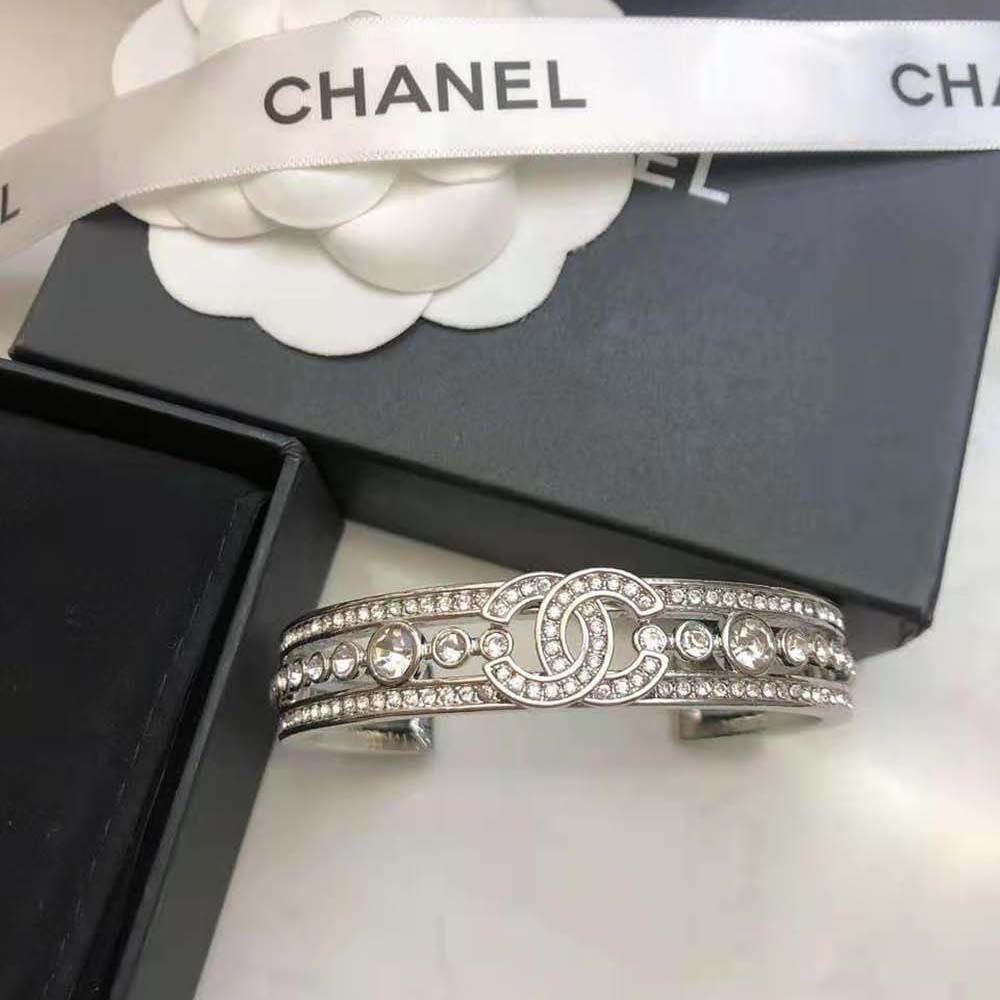 Chanel Women Cuff in Metal & Strass (2)