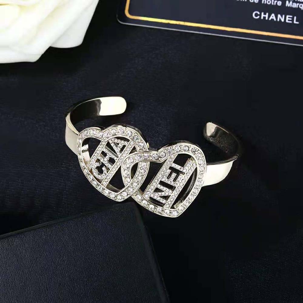 Chanel Women Cuff in Metal and Strass (2)