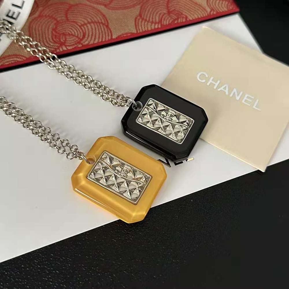 Chanel Women Long Pendant Necklace in Metal & Resin (4)