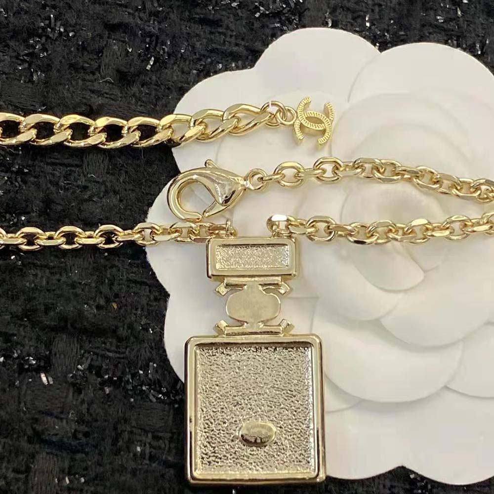 Chanel Women Long Pendant Necklace in Metal and Strass (8)