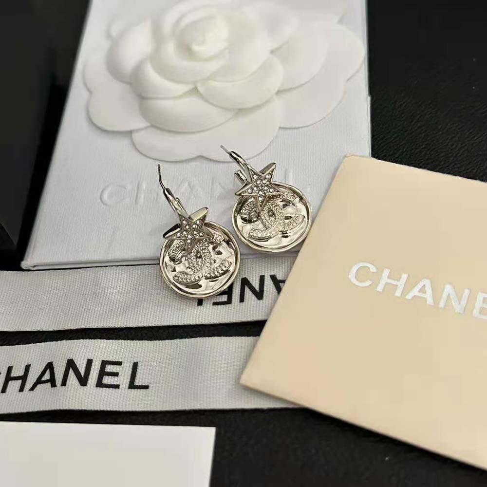 Chanel Women Pendant Earrings in Metal and Strass (3)