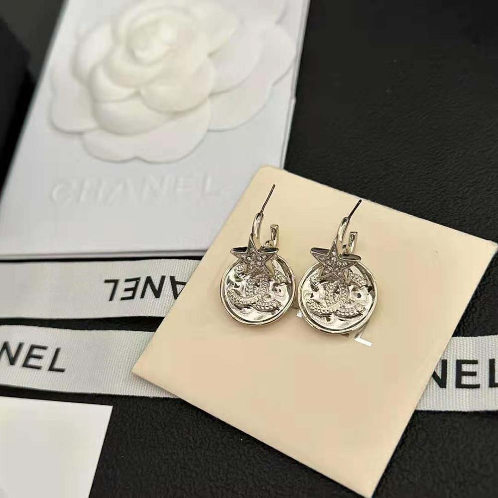 Chanel Women Pendant Earrings in Metal and Strass (6)