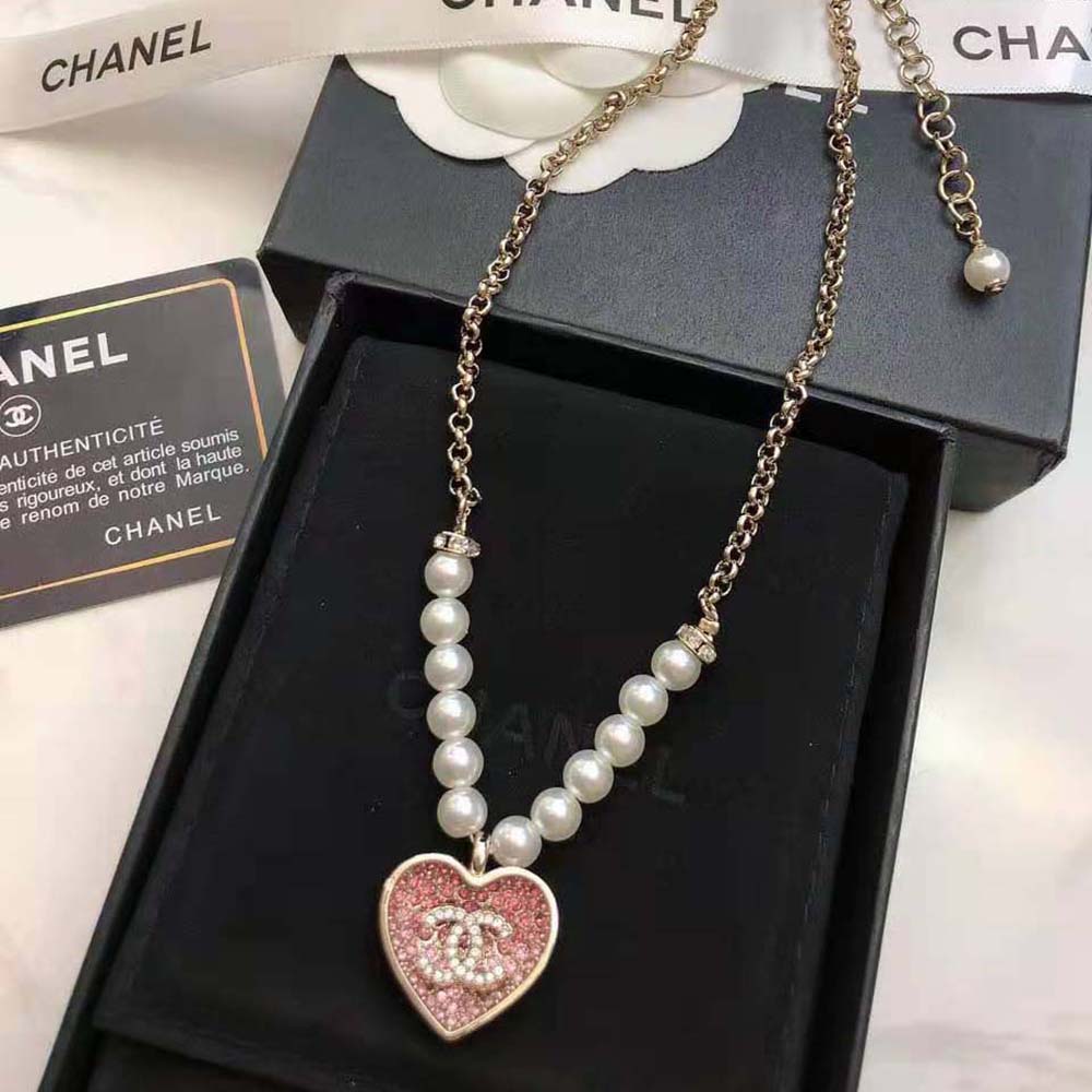 Chanel Women Pendant Necklace in Metal Glass Pearls & Strass (2)