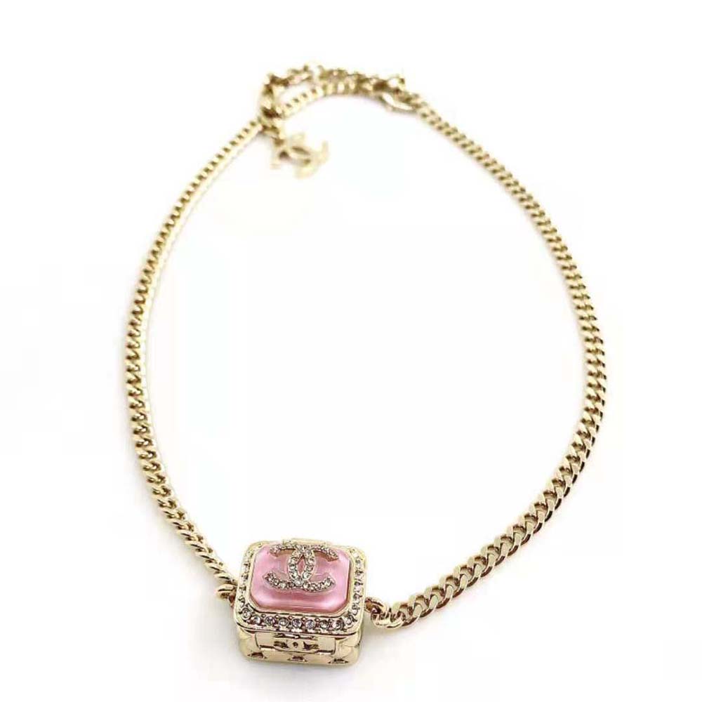 Chanel Women Pendant Necklace in Metal Resin and Strass (2)
