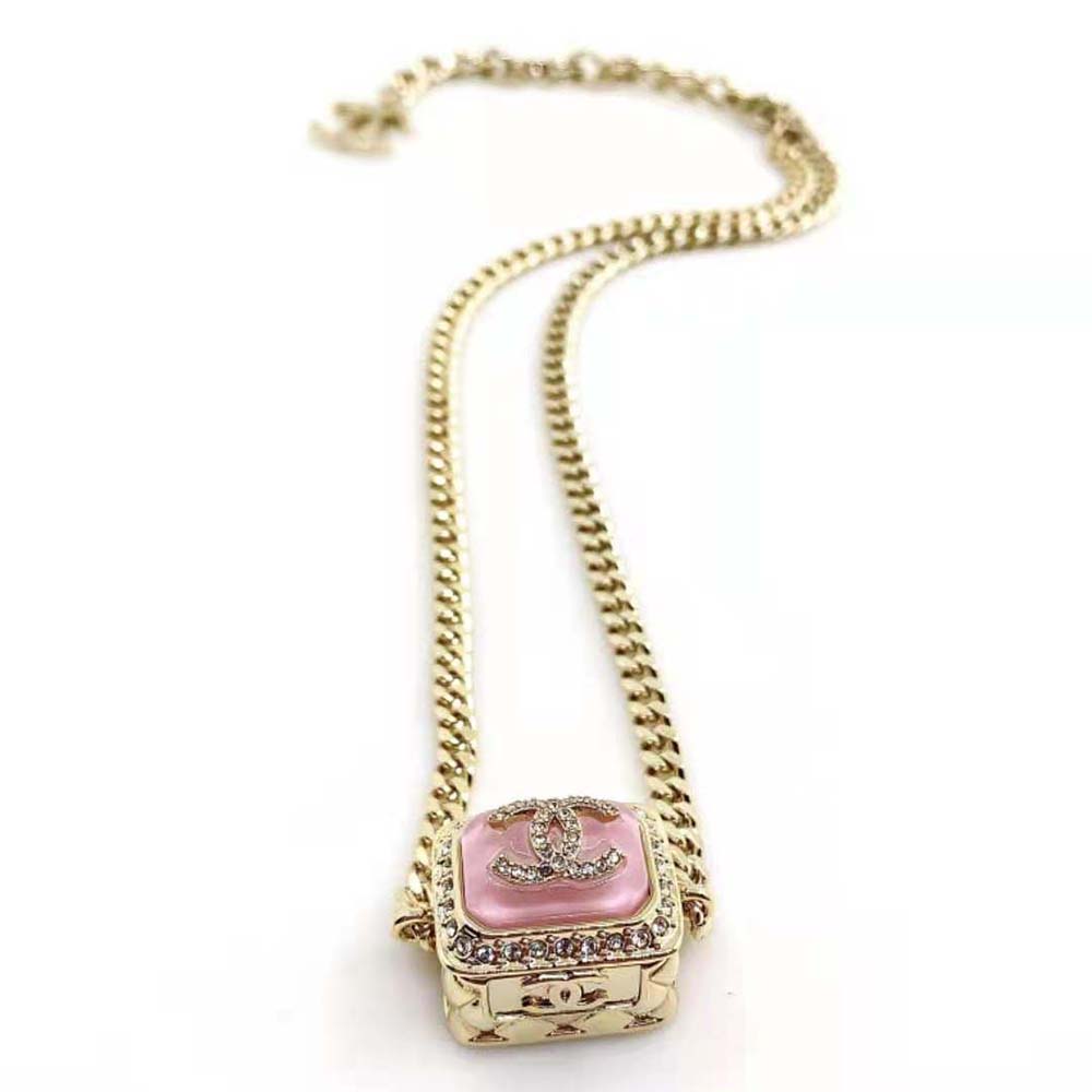 Chanel Women Pendant Necklace in Metal Resin and Strass (5)