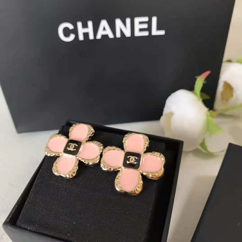 Chanel Women Stud Earrings in Metal and Resin (4)