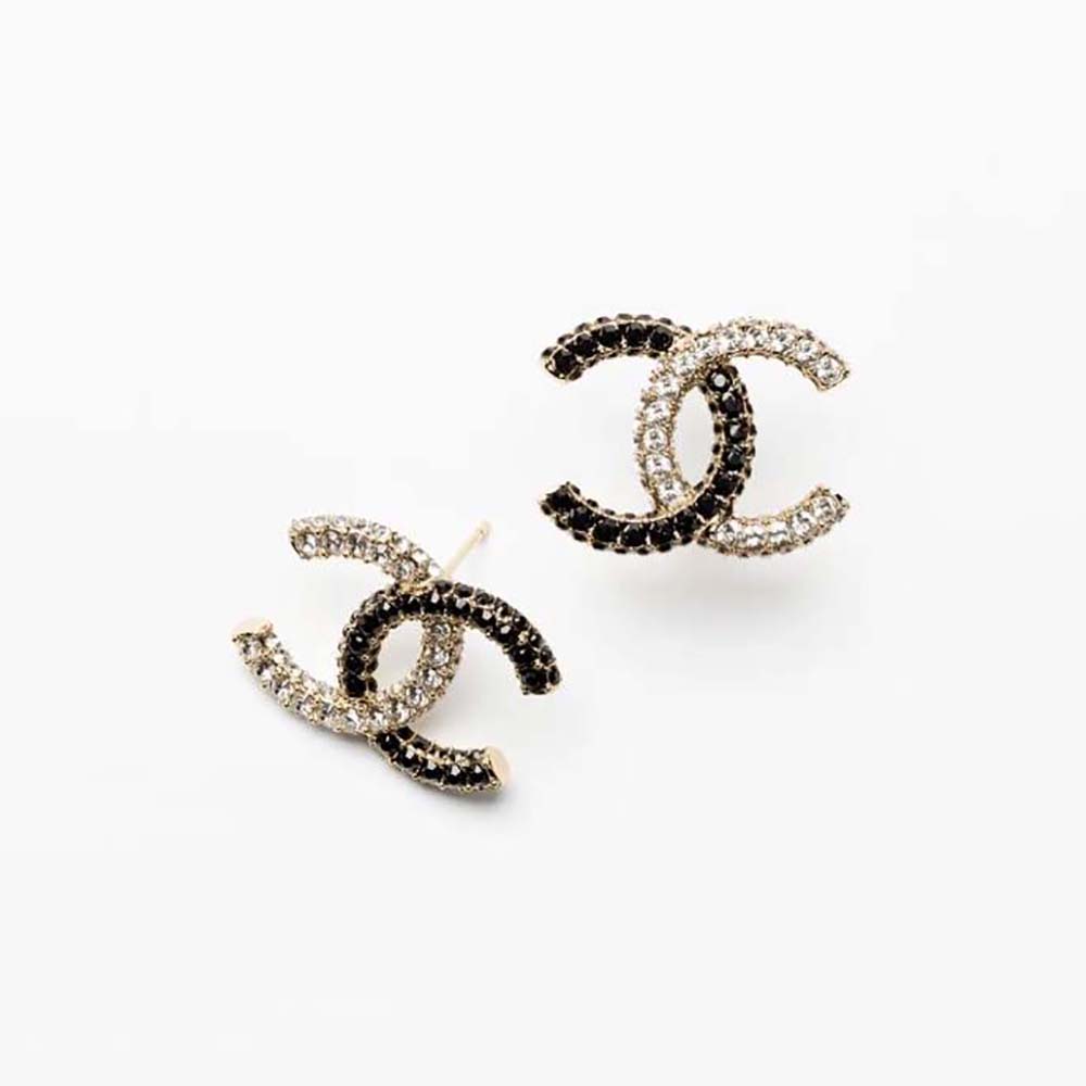 Chanel Women Stud Earrings in Metal and Strass (1)