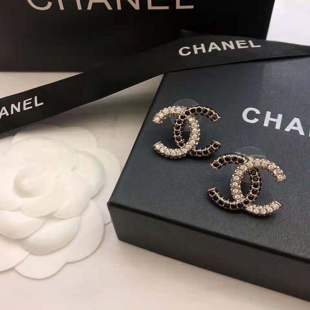 Chanel Women Stud Earrings in Metal and Strass (4)