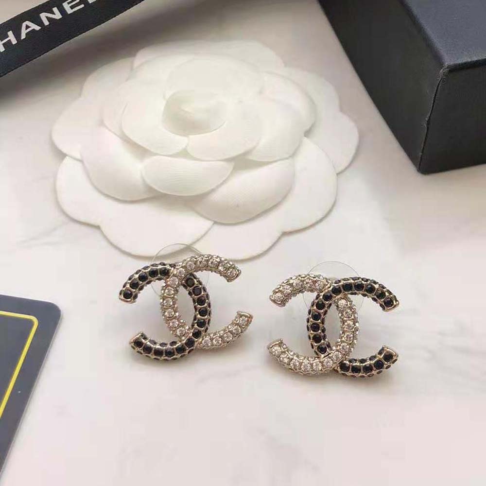 Chanel Women Stud Earrings in Metal and Strass (7)