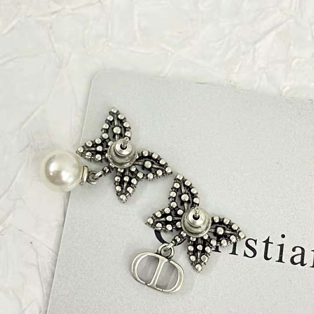 Dior Women Papillon De Nuit Earrings Antique Silver-Finish Metal with White Resin Pearl (3)