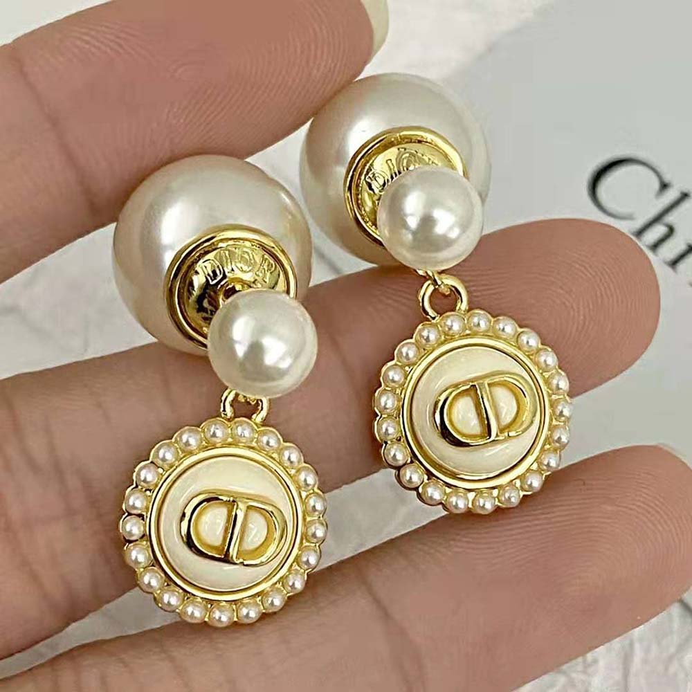 Dior Women Tribales Earrings Gold-Finish Metal with White Resin Pearls and Latte Glass (6)