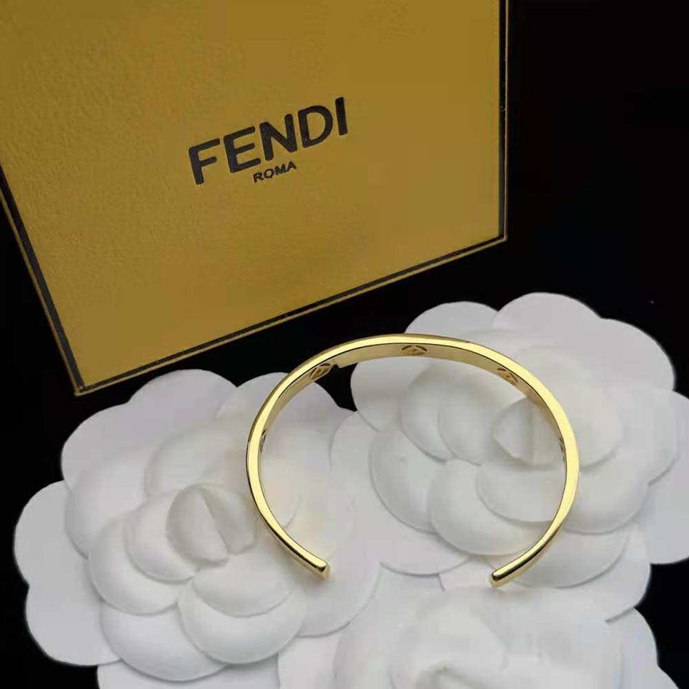 Fendi Women O’Lock Bracelet Gold-colored (5)